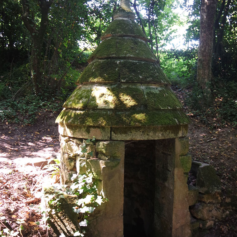 Saint-Ciers-de-Canesse - Fontaine pétrifiante de Peyredoulle